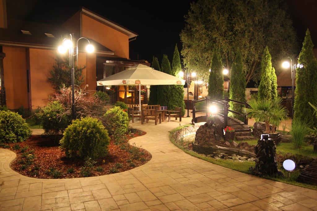 Rixo'S Guesthouse Cîrcea Exterior foto