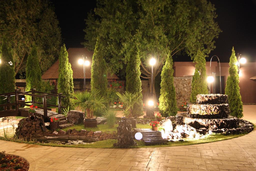 Rixo'S Guesthouse Cîrcea Exterior foto